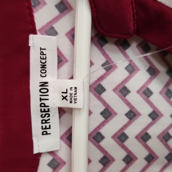 NWT Perseption Concept Blouse 👚 - Picture 2 of 5